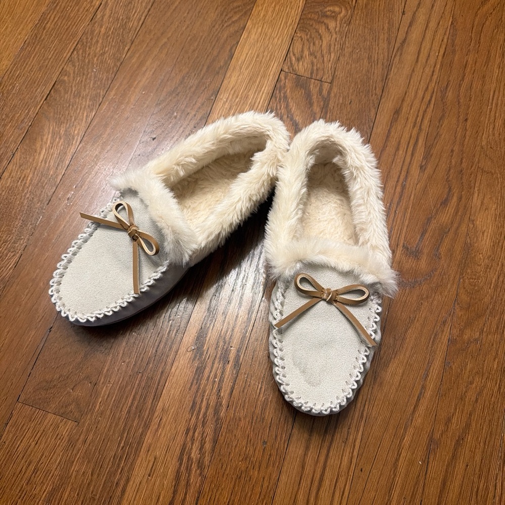 J.CREW Cozy Cream Slippers
